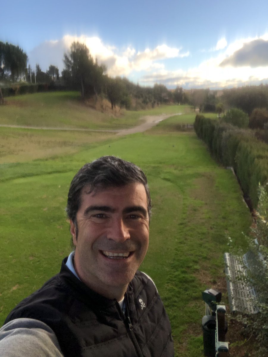 esteban_pacios's tweet photo. Empezamos
#golf #compinches #tee1
@NCGLasMatas https://t.co/AA8WvtiwDJ