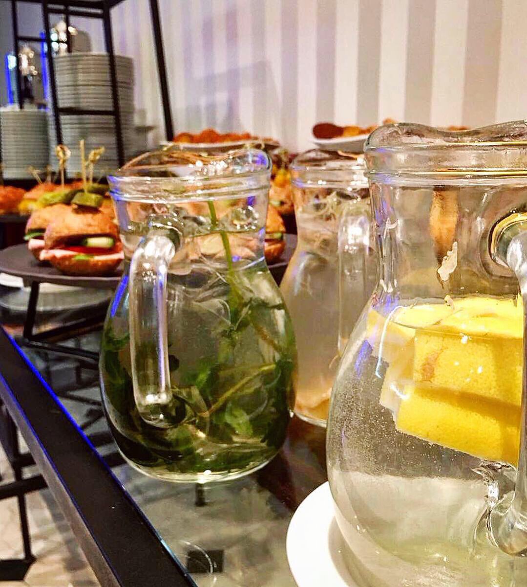 marriottmowgr's tweet photo. Have a brilliant Friday, dear friends! Morning coffee-break at #marriottgrand hotel ☕️#travelbrilliantly #marriottmoscow https://t.co/1SZ4amevHE