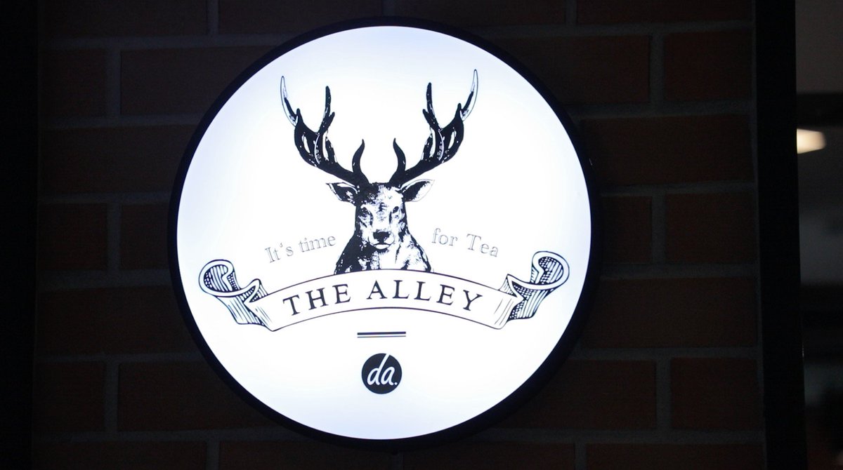 123Live3's tweet photo. #รีวิว the alley ชาไข่มุกเปิดใหม่ที่สยามคนที่ชอบชาไข่มุกไม่หวานคือร้านนี้เลย ชานมคือดีย์หอมชามาก เด็ดสุดคือไข่มุกอร่อยจริงอยากให้ลอง เมนูที่ไม่ใช่ชาไขมุกก็มีนะ ไปกินดู ราคาก็ระดับนึ่งของเค้าเกรดพรีเมี่ยม ร้านอยู่สยามวันชั้น 4 #อร่อยไปแดก #ชานมไข่มุก #ไว้รีวิวห้ามขายของโว้ยยย https://t.co/yPgYeTkJgc