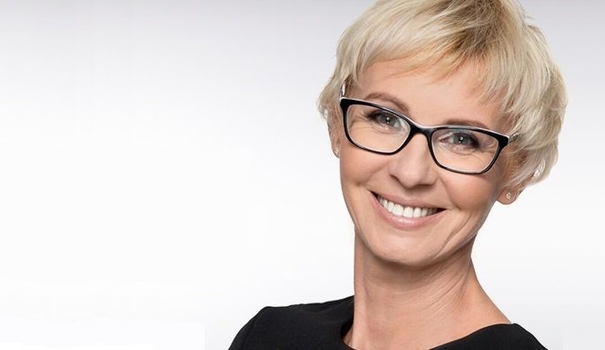 GminaKolbaskowo's tweet photo. Małgorzata Schwarz ponownie wójtem @GminaKolbaskowo. Jakie stawia przed sobą zadania? Kto został radnym? (materiał z listopadowego numeru Aktualności, do pobrania za darmo tutaj https://t.co/WuPTBnKKDY #kolbaskowo #warzymice #przeclaw https://t.co/t8PthAVgPL