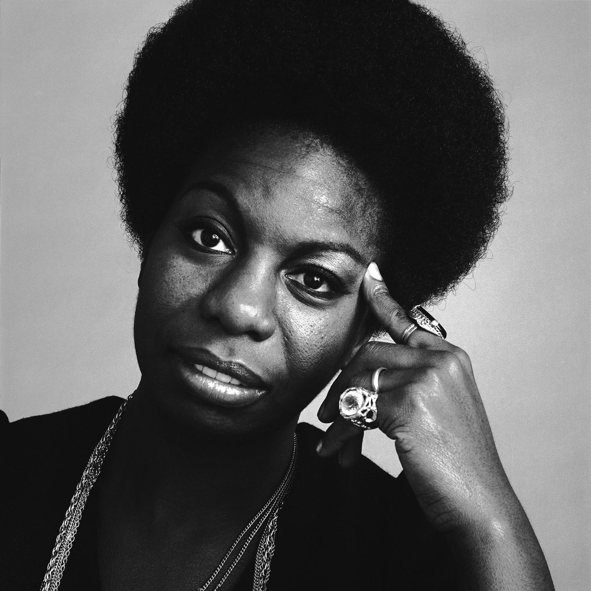 FilthyMil's tweet photo. If you don’t know who this is you need to research the “culture” this incredible woman paved the way for all creatives of color. 🖤 

Filthy//Simone//18 https://t.co/iC82si3fcN