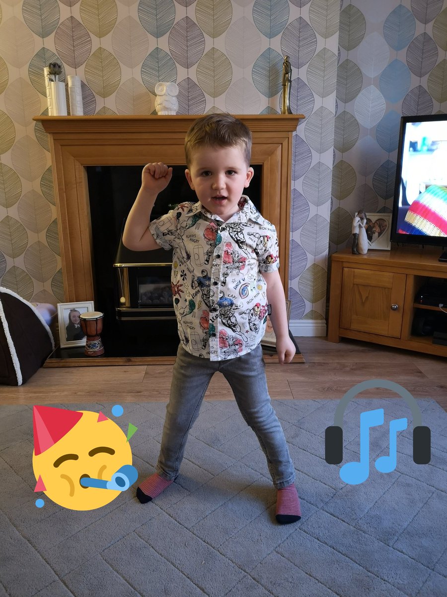 staceymac81's tweet photo. @CamelonNursery @BainsfordPS

Aaron wanted to wear "disco clothes" for his Danceathon today at Camelon Nursery! 🕺👍💙
#sponsoreddanceathon #teamcamelonrocks #aaronmac #sunflowerroom https://t.co/CaE9bbiU2r