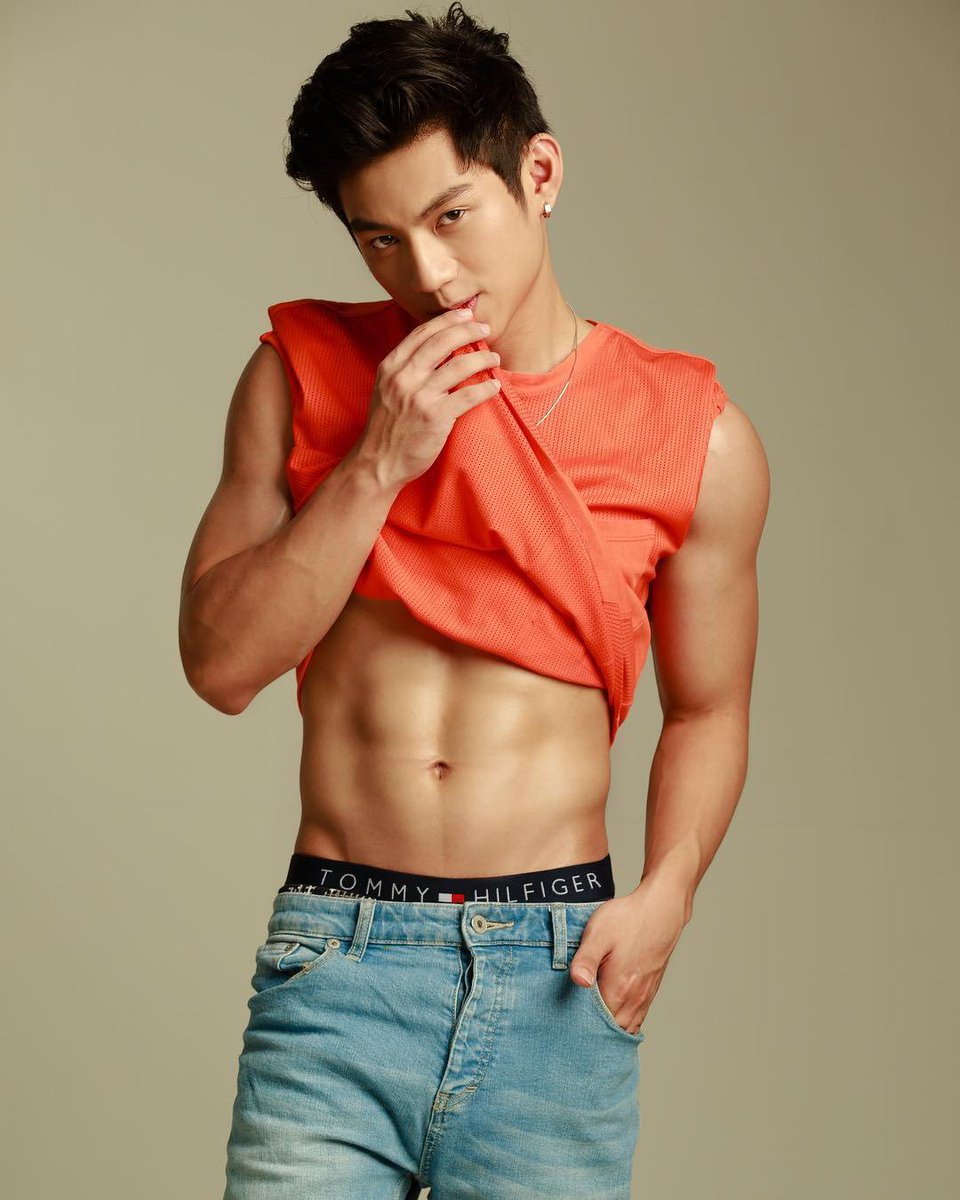 _CumBiteMe's tweet image. #RandomGuy