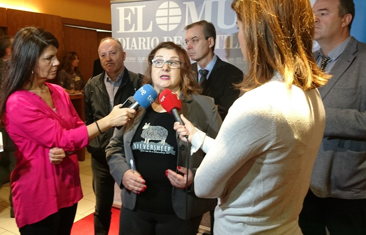 cescyl's tweet photo. Va a comenzar la Jornada "Estrategias para el impulso de un nuevo modelo de política de #vivienda en Castilla y León" https://t.co/7Ay1iUIn78