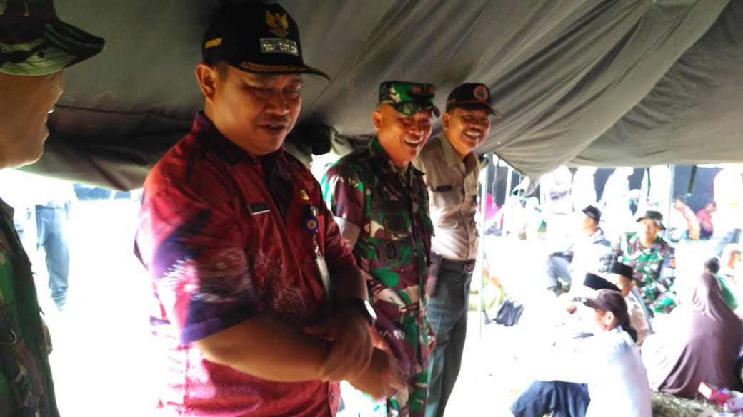 BpbdPemalang's tweet photo. upacara penutupan pelatihan PB gunung api slamet korem 071/wijayakusuma 9 Nov 2018 oleh SEKDA Kab. pemalang Drs Budhi Raharjo MM dan KALAKHAR BPBD Kab. pemalang Bpk H.Drs.Wismo,M.Pd
 @BNPB_Indonesia @pakjunaedi @ganjarpranowo @sarwapramana @BudhiRahardjo7 @puspindes @bpbdjateng https://t.co/scXsNAIXij