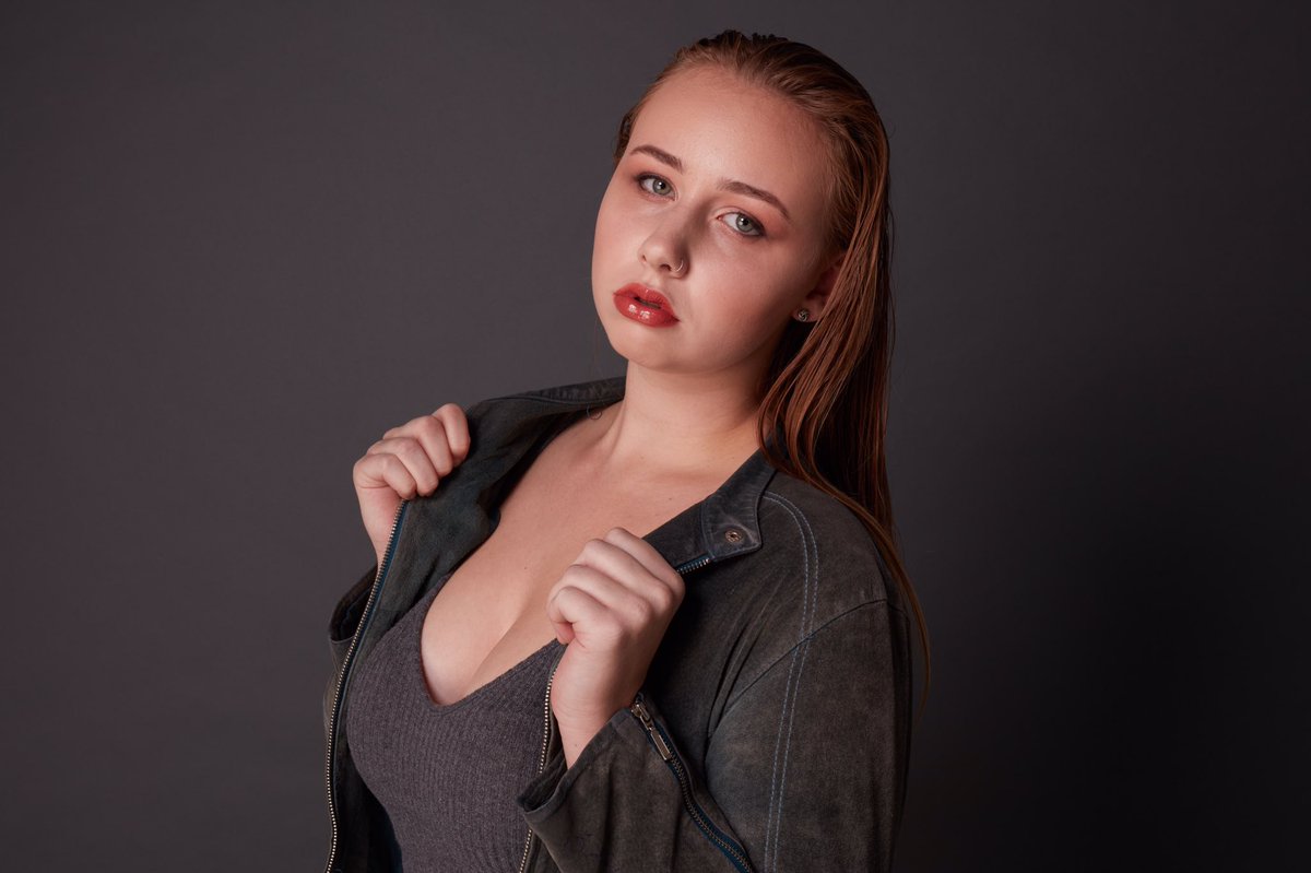 lucybarrett___'s tweet photo. #modelneeded #torontomodeling #fashion #dmme #photoshoot πππππ https://t.co/4cdfPc37lr