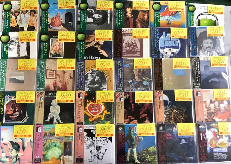 borderfukuoka's tweet photo. 【CD新入荷情報】
大滝詠一、はっぴいえんど関連などをまとめて出品！そしてロックは紙ジャケを大放出！！UKロック、フォーク、SSW、プトグレなどのマニアックなところがかなりあります！お早めに！
#ボーダーラインレコーズ福岡店 #中古CD #大滝詠一 #はっぴいえんど
#紙ジャケCD #BORDERLINERECORDS https://t.co/z82Cv9ShXz