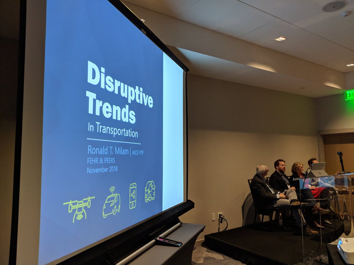 3Rev_ITSDavis's tweet photo. Thanks @FehrAndPeers for co-hosting a fantastic conversation with us at @ITS_UCDavis around disruption in transportation. Our future is changing, and we're making time for an important conversation about pricing curbs, roads, transit, and driverless taxis. #3revResearch https://t.co/v1Q4X5l7g7