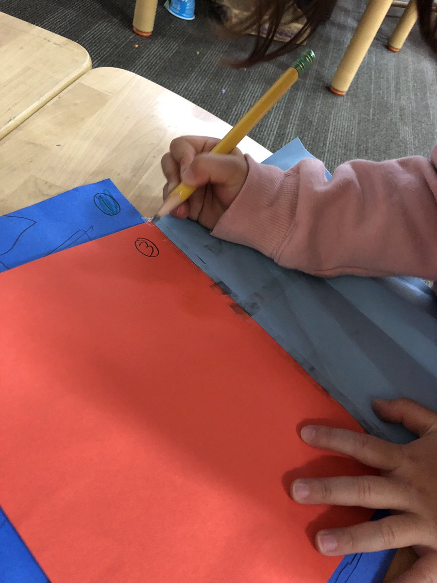 ms_suepark's tweet photo. Children should value their experiences and creativity. One of the students in our class created her own book based on her interest, The little mermaid!
@Intl_Chadwick
#EarlyYears
#HowtoExpressOurselves https://t.co/G6gD2iA4wM