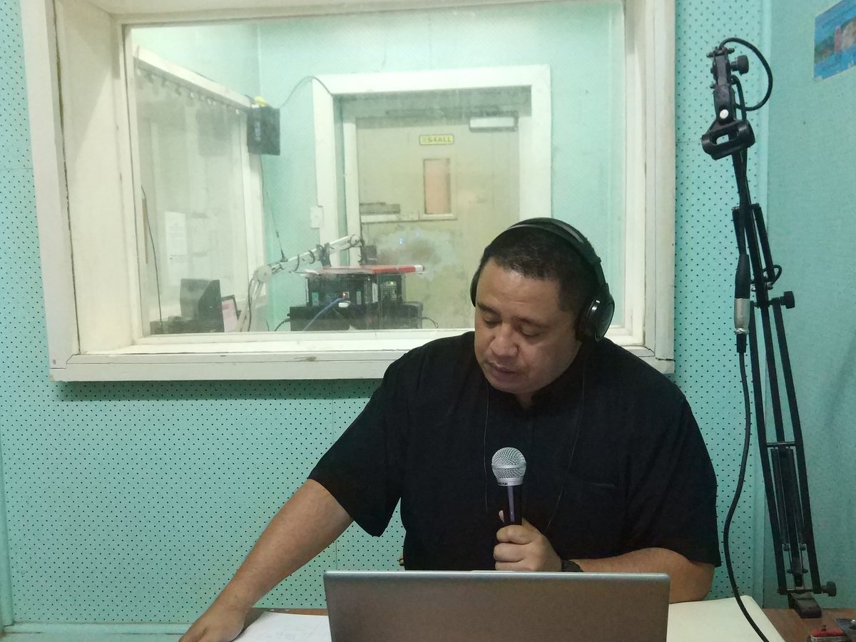 AGO_Tonga's tweet photo. Tune in now to listen to our last Law Week 2018 Radio Talk Back on @TBCa3z #TheLawandCyberspace #LawWeek2018 #Tonga https://t.co/vVMXp6B139