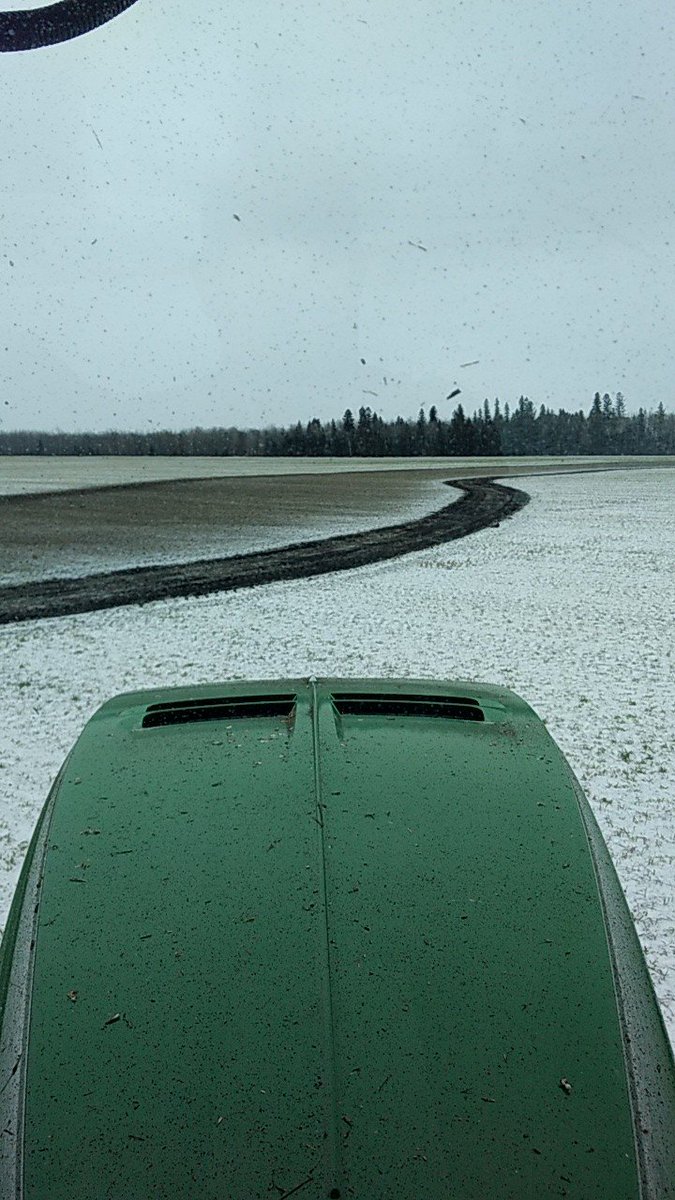 RMNwheatfarmer's tweet photo. I can't believe how well this machine works in wet clay soil. And it's 19 degrees out Nov. 8 #Crary #RevolutionDitcher https://t.co/LUUPRmFM7J