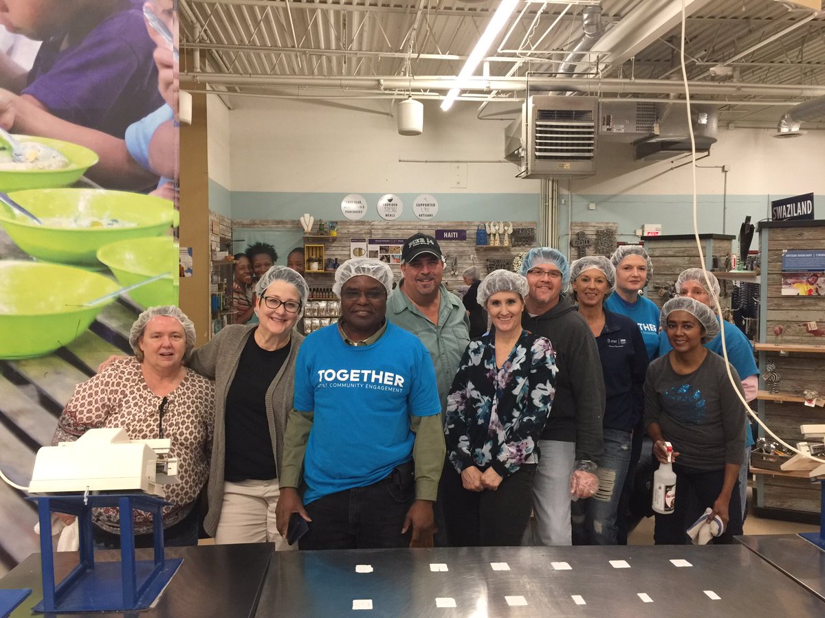 P50F_Chicago's tweet photo. P50F - Chicago - packing meals at Feed My Starving Children partnering with FACES!  Always a great time!! https://t.co/ZlCoHJY1Mp