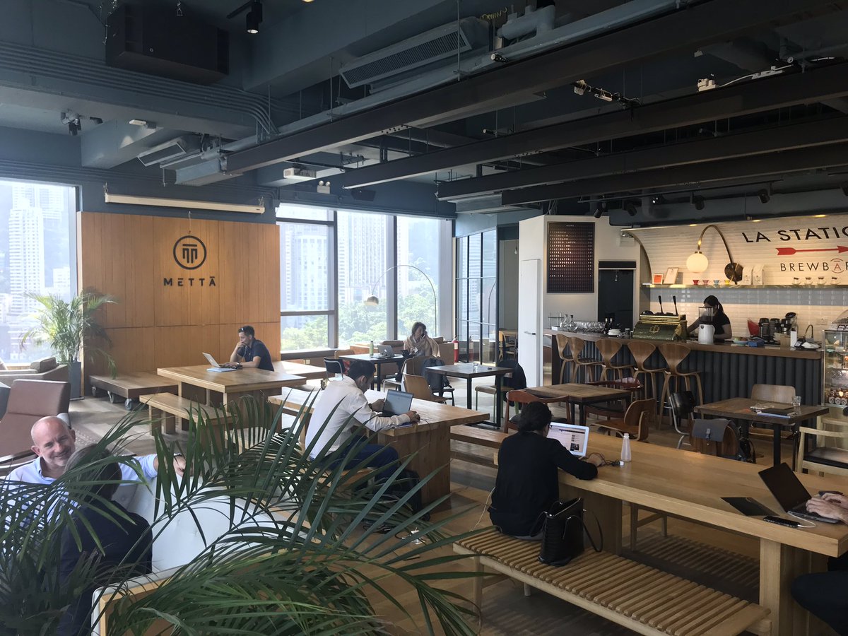alexfe15's tweet photo. Another @BCGHub_Global event in the vibrant heart of #Asia at @MettaHKG with amazing view of the city of Hong Kong and a great roster of #blockchain companies presenting https://t.co/tP95JcHCR6
