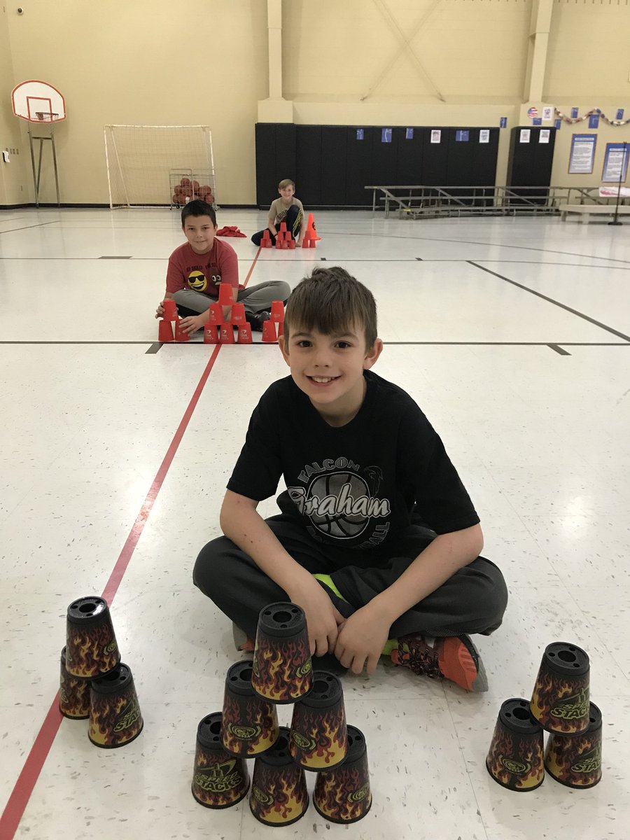 PEjacobs23's tweet photo. Our students had a blast speed stacking and breaking a world record today at Graham Elementary! @RobBlosser @SpeedStacksInc #2018STACKUP https://t.co/dwYraqpe20