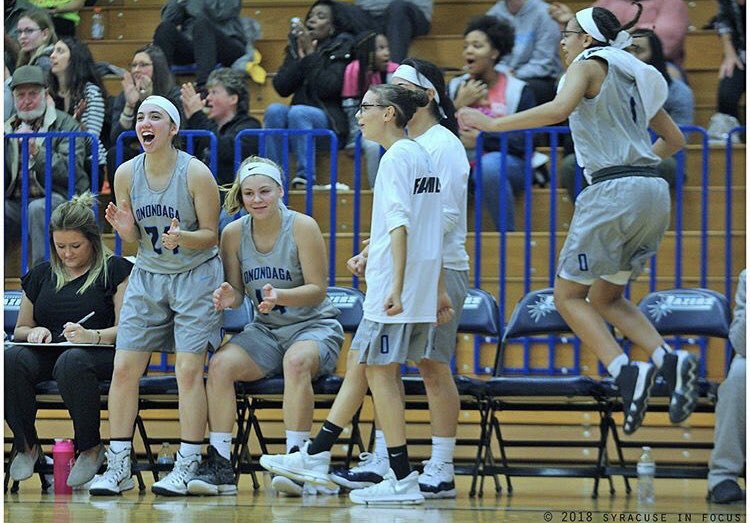 OnondagaWBB's tweet photo. "The strength of the team is each individual member. The strength of each member is the team." BENCH ENERGY IS 🔑🔥🔥🔥🔥 #WeNotMe 

📸: Syracuse In Focus https://t.co/1yl14vQNhe