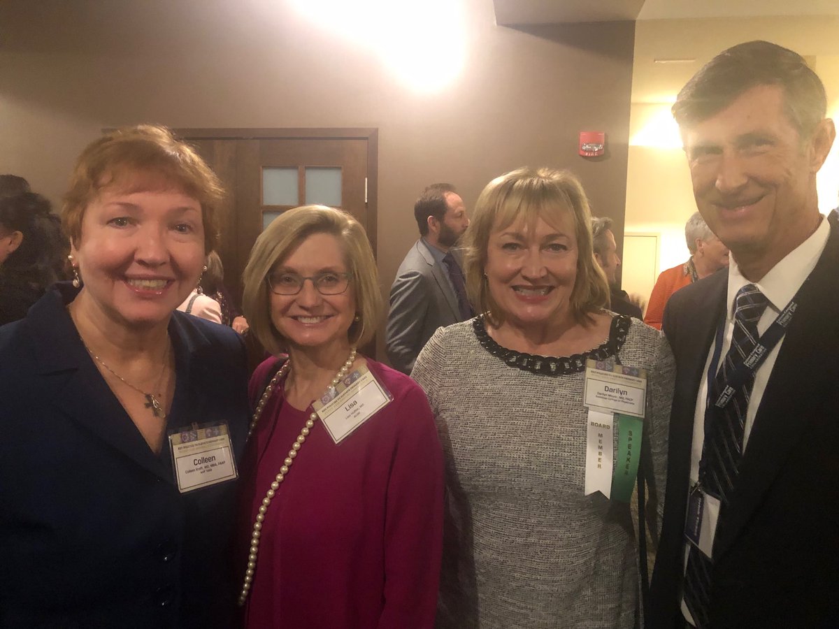 DarilynMoyer's tweet photo. Great to see more heroes of care ⁦@AAPPres⁩ Colleen Kraft, Lisa Hollier from ⁦@ACOG⁩ and Eric Bass from ⁦@SocietyGIM⁩ at #PCPCC2018 ! ⁦@KBDeSalvo⁩ ⁦@sue_bornstein⁩ ⁦@SEricksonACP⁩ ⁦@AnnGreiner1⁩ and ⁦@ACPinternists⁩ staff here too ! https://t.co/oQypJPBvle