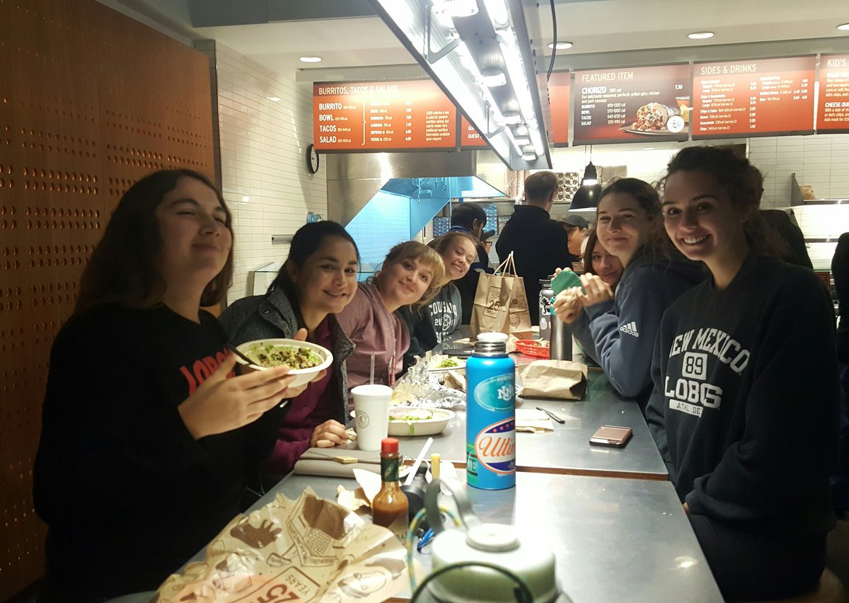 Bombshells_Ulti's tweet photo. Thanks to all who came to our fundraiser tonight!!! #bombshells https://t.co/CVFMBekDwX