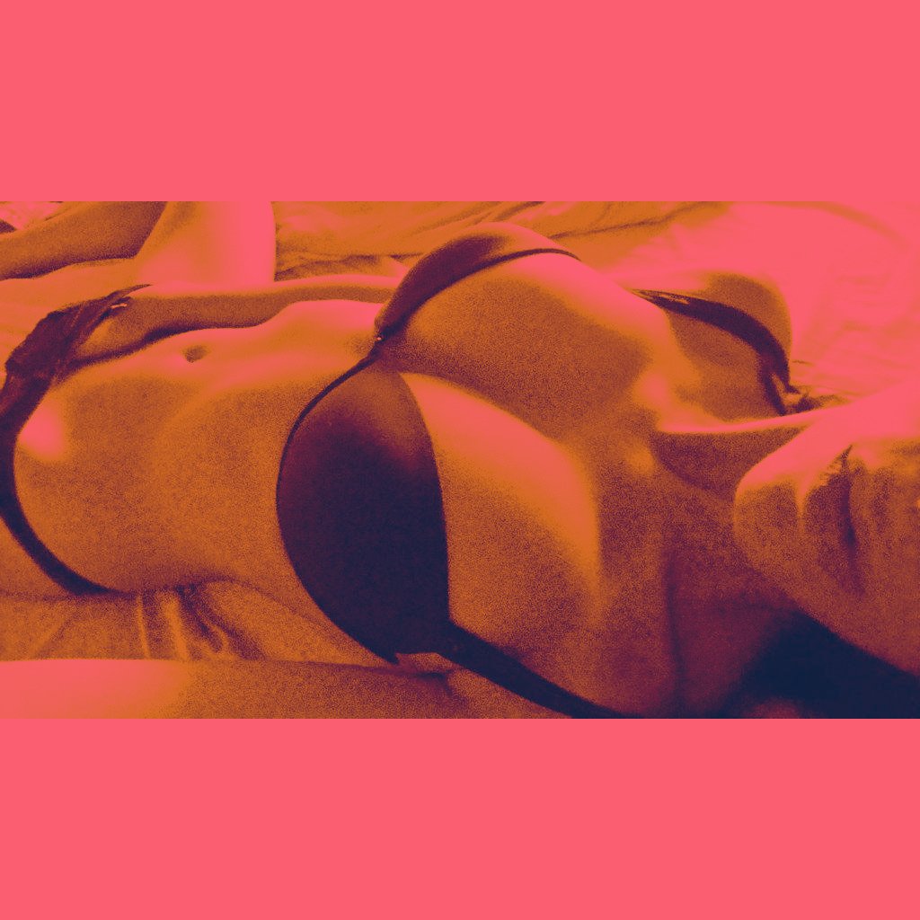 snobishness1's tweet photo. KIK me if you are horny ;)
KIK: TrueSexiness
Instagram: snobishness

#dm #dmme #kik #kikme #horny https://t.co/qRWXIDuDhC