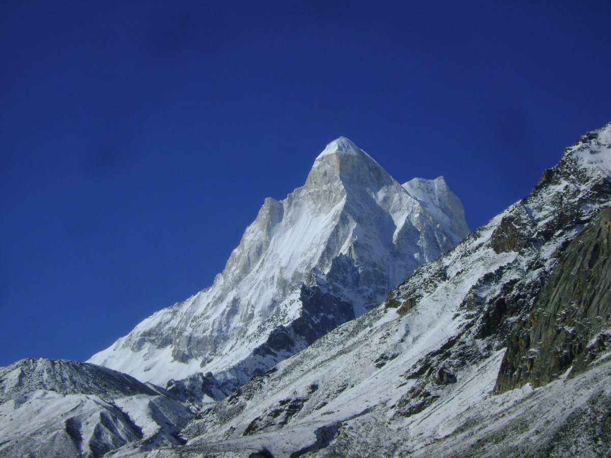 ITBP_official's tweet photo. Images from the #Himalayas

#Photos by #ITBP personnel

#Himveers https://t.co/WQy0GaaOGf