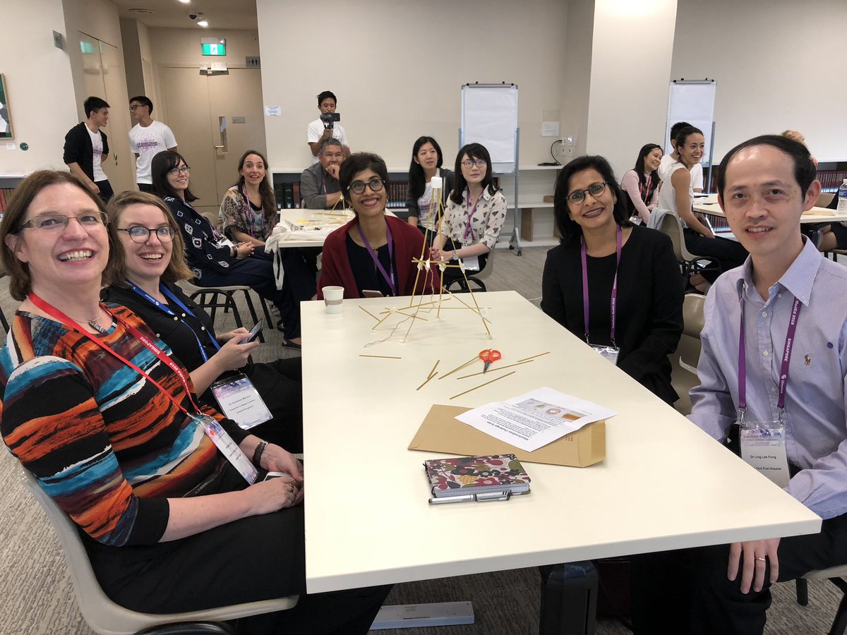 L_Luna_P's tweet photo. Full room and great ideas in our workshop in #cocreation in research and education with @Imperial_PERC #transformmeded18 💡🙌🏼 https://t.co/CrWATm7aTt