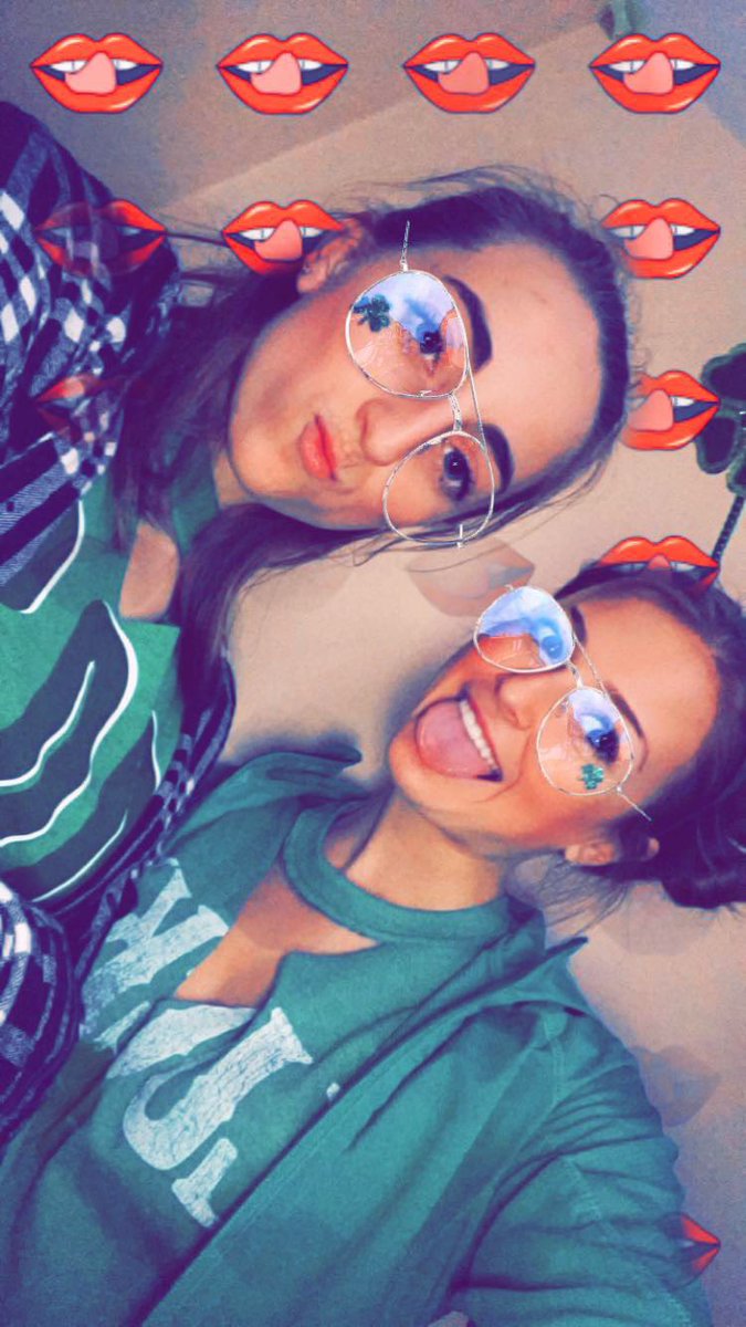 mcprichard9's tweet photo. Happy birthday Gracie!!!! Can’t wait to get wild 🤪🤩 Love you soooo much you old bag of bones!!! 💜💜💜💜 @17gbrigham https://t.co/0lAWiki187