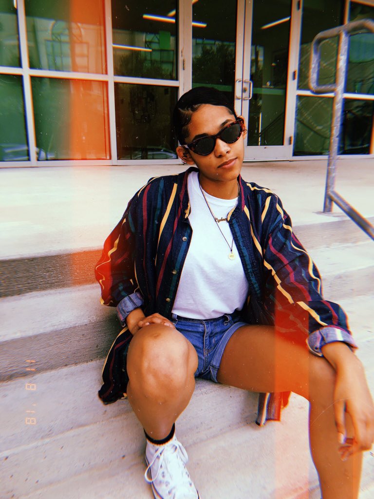 XABoard's tweet photo. Congratulations to the winner of #XUSpiritWeek2018 Day 4: Throw🔙 Thursday! @dakidcyd took it back to the 90s. Head to UC 208 to claim your prize! https://t.co/jb4Oj8WtQx