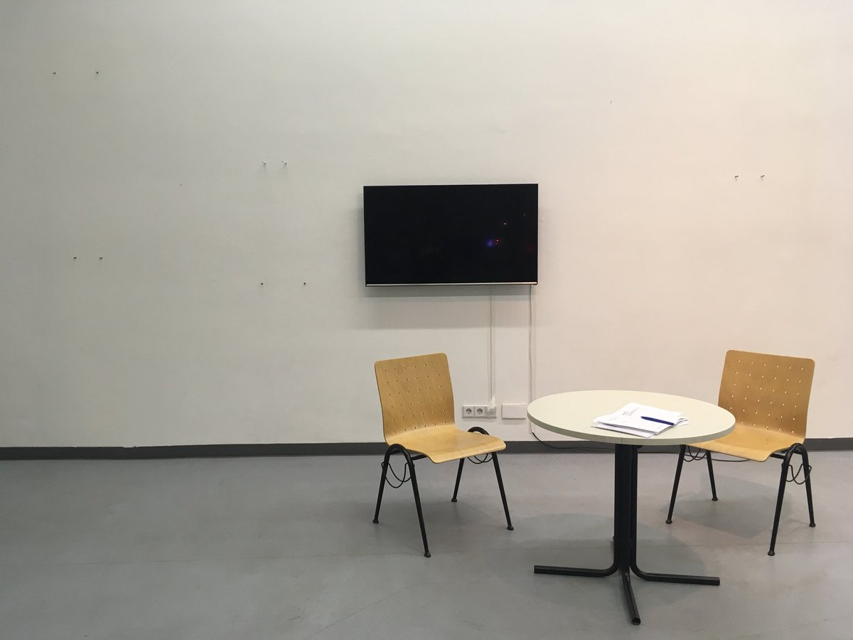 elly_clarke's tweet image. Projection &amp;amp; reality / before &amp;amp; after the last episode of A Class(y) Lecture last night. Thanks to all who came to the show this week. To Jan Tappe for the Class(y) Conversation - and everyone at Galerie Wedding. #aclassylecture #performancewoche #theendoftheperformance