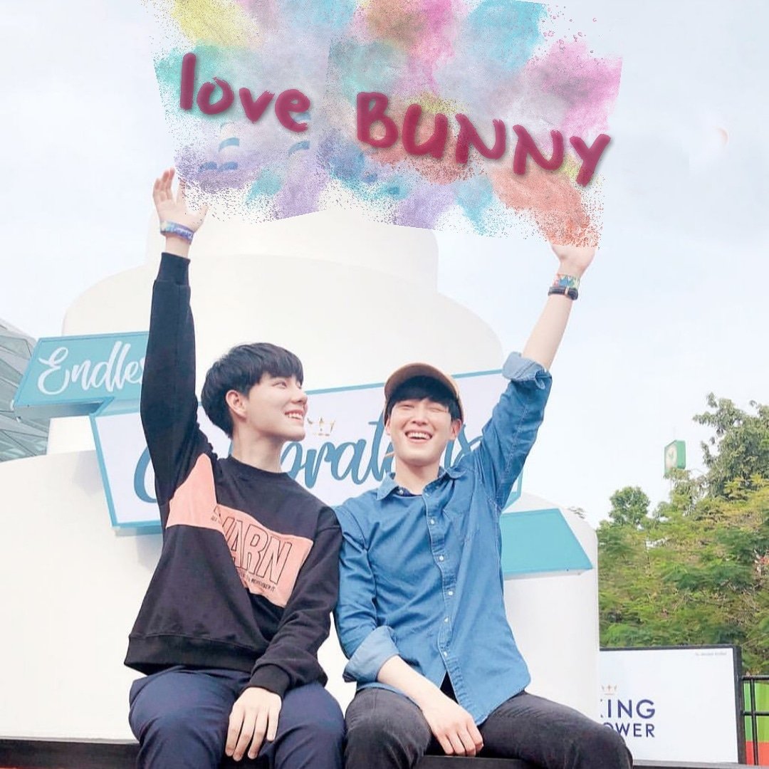 bny_indo's tweet photo. Happy friyay 🙌 #wearebunny #bothnewyear https://t.co/3qiEiUbv10