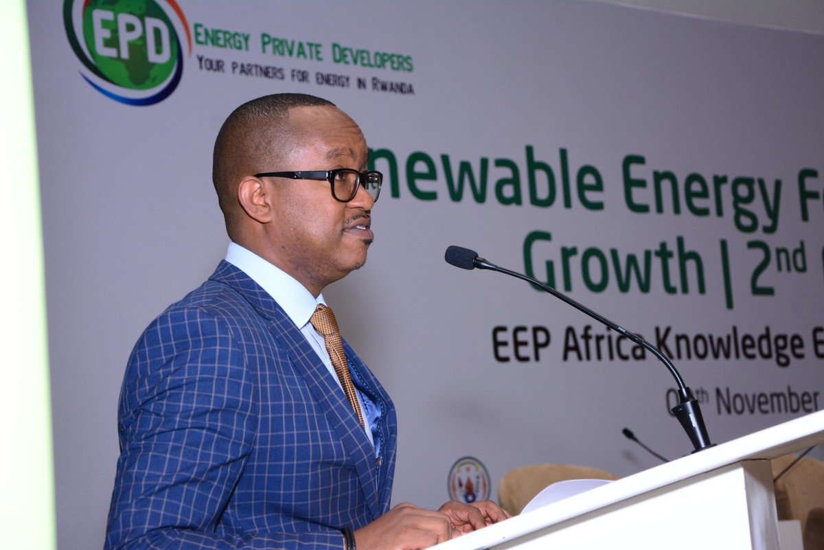 epd_rwanda's tweet photo. The last event of Renewable Energy for Sustainable Growth 2nd Editon falling under #RwEnWeek18 with @EEP_Africa Knowledge Exchange Forum @RDBrwanda @reg_rwanda @RwandaInfra https://t.co/zLnJEdKhJi