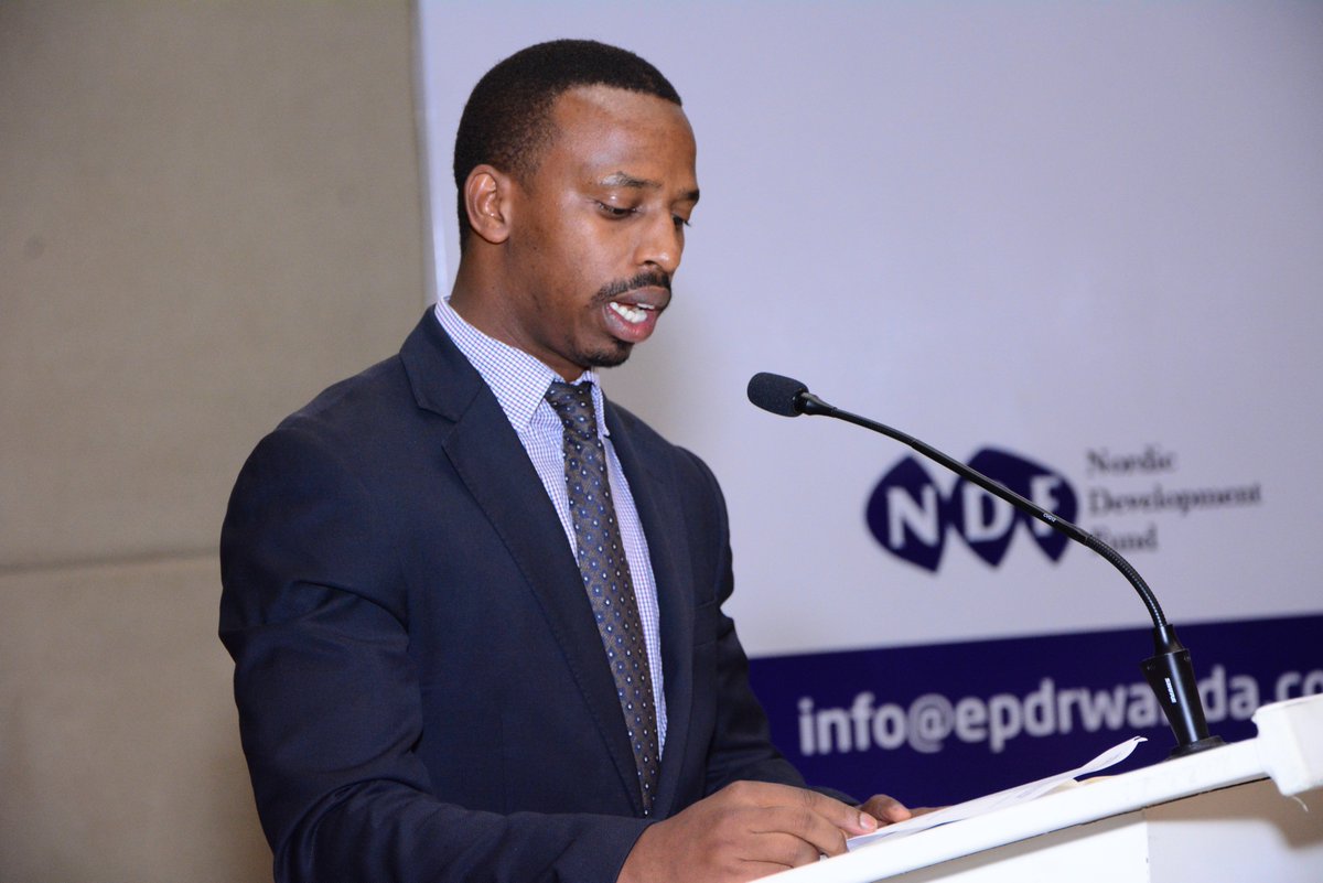 epd_rwanda's tweet photo. The last event of Renewable Energy for Sustainable Growth 2nd Editon falling under #RwEnWeek18 with @EEP_Africa Knowledge Exchange Forum @RDBrwanda @reg_rwanda @RwandaInfra https://t.co/zLnJEdKhJi