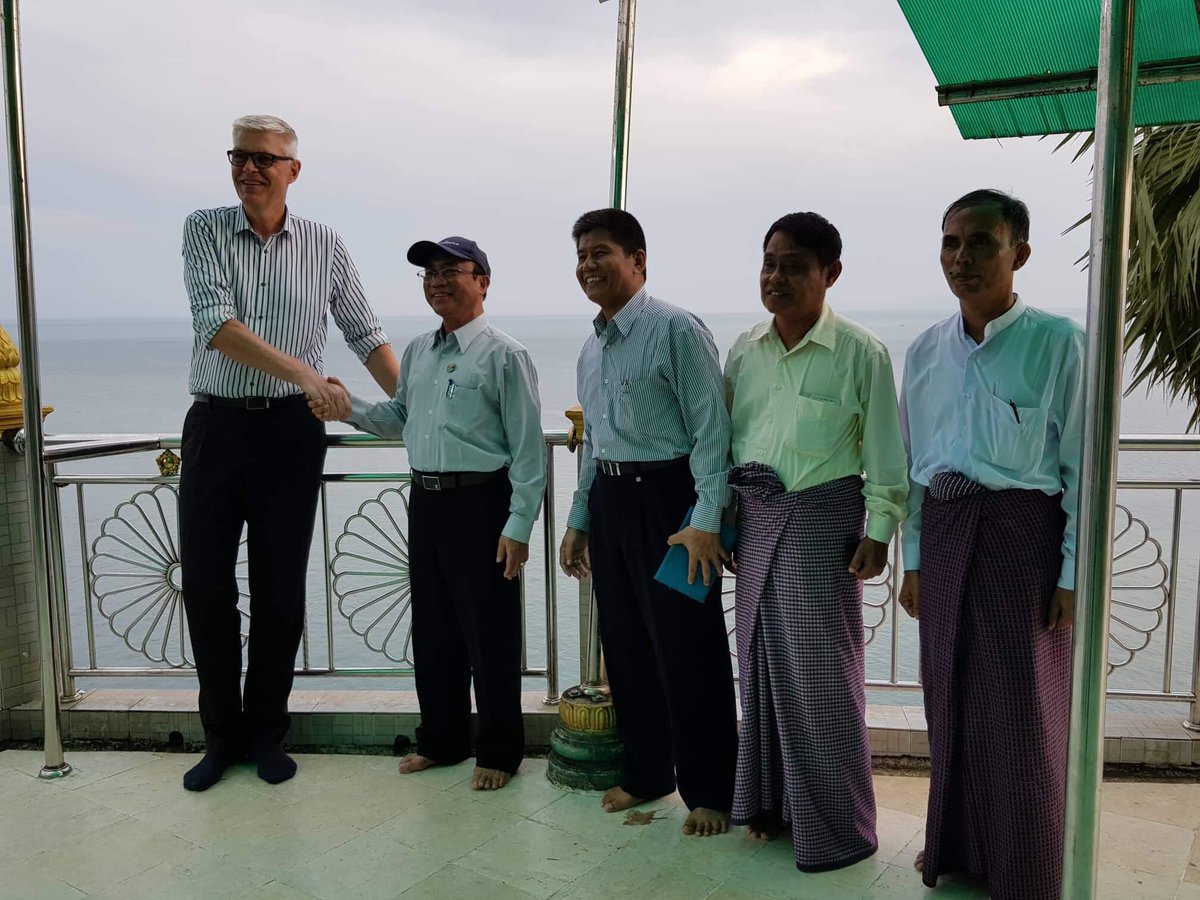 DKAmbMyanmar's tweet photo. Good visit to fishing communities around Dawei. Illegal fishing and overfishing real problems for the poor communities. Department of Fisheries with #Danish support trying to find sustainable solutions together with communities #Myanmar, #dkmfa https://t.co/upXtaQeKwM