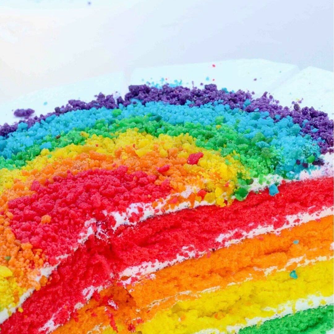 byclubcebu's tweet photo. A friendly reminder from @ThePyramidCebu that all desserts are at 30% discount from 10PM onwards and that includes the Rainbow Cake 🌈 💕

Photo repost from #thepyramidcebu 
#clubcebu #businessdirectory #businessadvertising #socialselling #digitalmarketing #socialmediamarketing https://t.co/y8T1BaRGXF