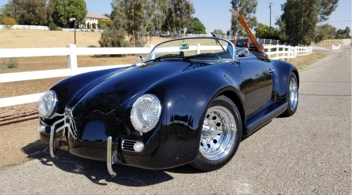 ClassicCars_com's tweet photo. This month is #ImportMonth so we're celebrating with a beautiful 1957 Porsche Speedster: https://t.co/dMgrg6N0vk
#classiccarsdotcom #driveyourdream #forsale #porsche #porschespeedster https://t.co/lGxdFIuMzf