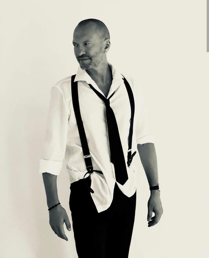 Sisty85's tweet photo. ...I poeti con queste canzoni riempiono l'anima...
Tu riempi la mia!!!
Buon compleanno Poeta
@BiagioAntonacci 
#tidedicotutto
#fortunachecisei
#tuseinellamiastoriaelicistarai
#mifaistarebene
#buoncomplennob https://t.co/qyCvYPJdVh