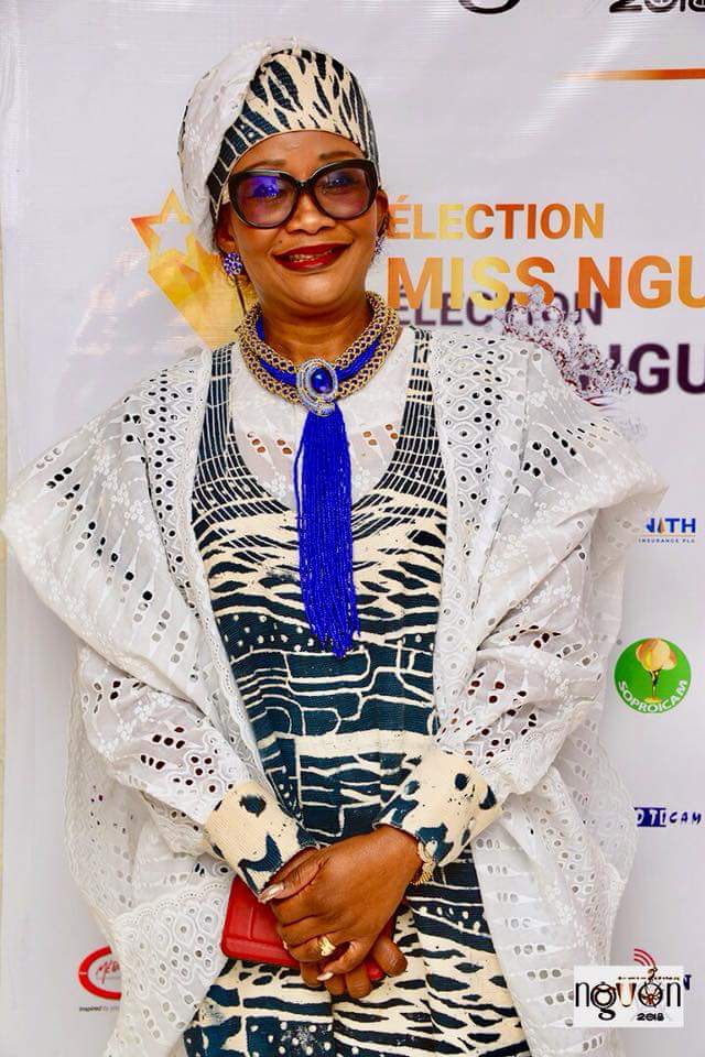 ranenkame's tweet photo. Petit à petit, le coton se transforme en ruban.
Afrique : inspirer, aspirer, valoriser, responsabiliser, reconstruire, se remémorer 🇨🇲 #madeincameroun. #made237 #cameroun #art #bamoun #cameroon #pagneafricain #pagne #pagnetissé https://t.co/qJFoGDl4R9
