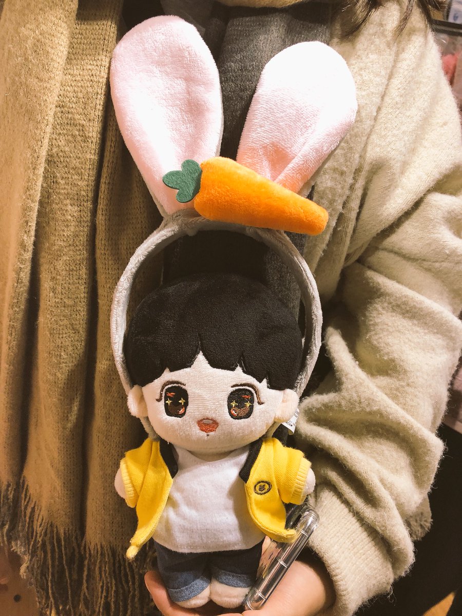 BreezeSweety's tweet photo. Rabbit and Rabbit
π°π°
#Kookdaily
#BTSDolls https://t.co/mrGWsSPu5M