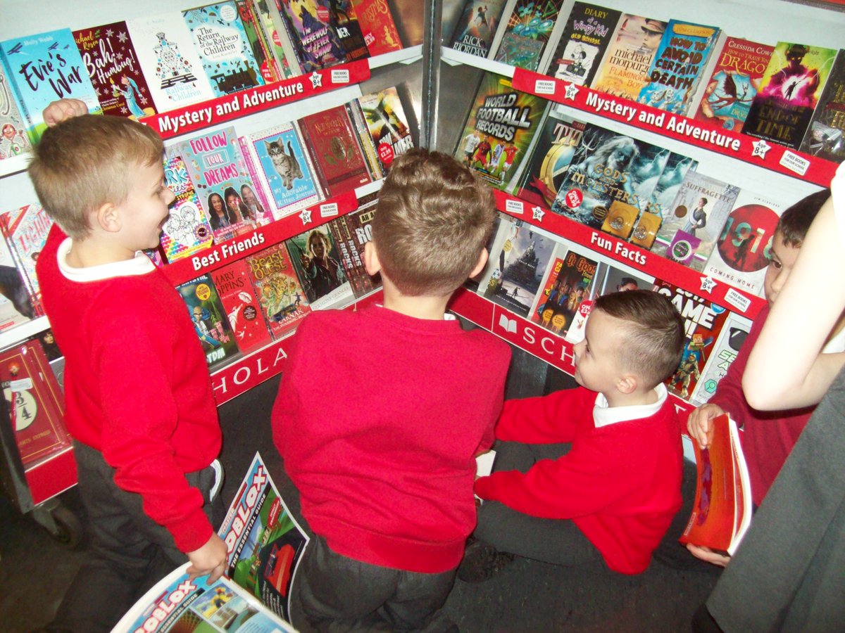 Rushcroftschool's tweet photo. Today is the last day of the Book Fair. If you haven’t been yet, make sure you come along! We still have lots of fantastic books up for grabs! Come visit us in the hall after school. #scholastic https://t.co/ZnbxDTi6II