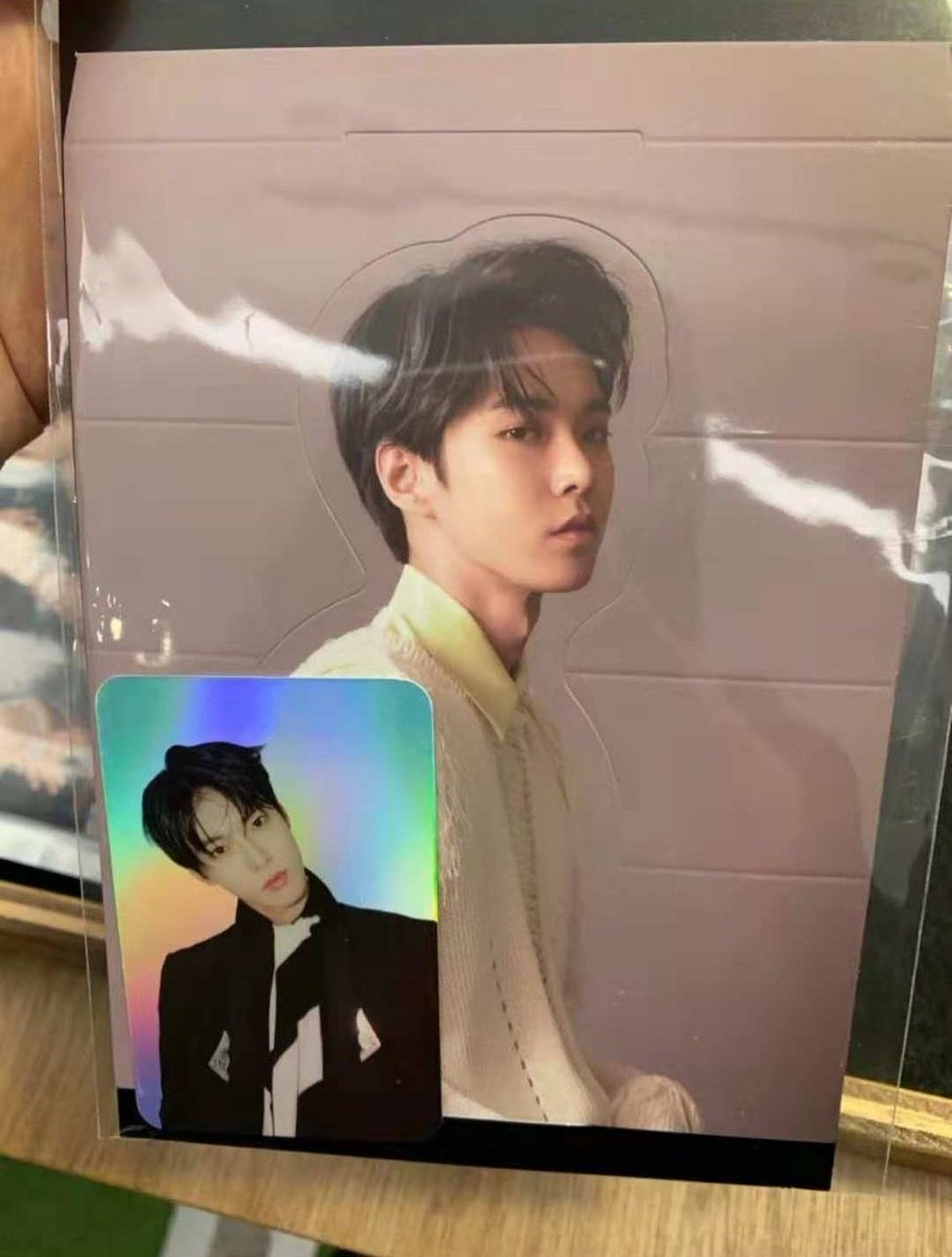 jaeyonggs_'s tweet photo. I have purchased 3 sets of NCT 127 Standee + Hologram PC set per member!! If any #nctzens are keen, I'm selling it for $18.50/set! Drop me a message :) #nct #nct127 #nctregular #nctirregular #NCT127_Regular_Irregular https://t.co/KzzyFO9MXM