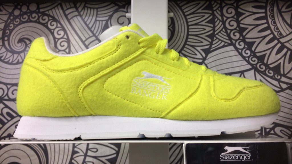 AlmuthGraphics's tweet image. Fiona, *queen of tennis for all* —saw these shoes and had to think of you. Perfect match?? 😂🎾 @fionatennis2017 #goalltheway #tennis #shoe