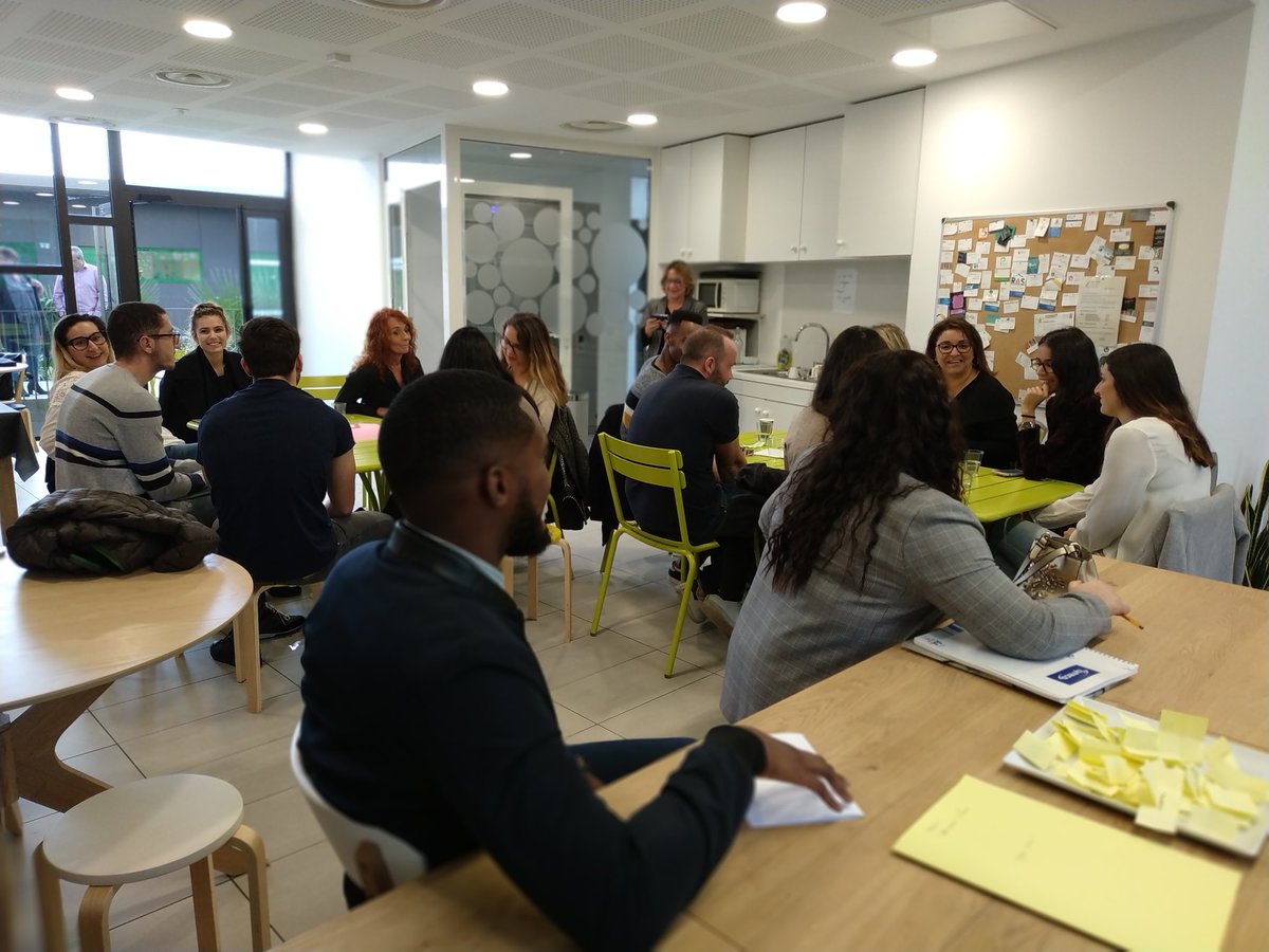 <a href="/pe_marseille15/">CAP PINEDE</a> #poleemploi est au Carburateur pour une rencontre #unparrainunemploi. De belles rencontres en perspective....