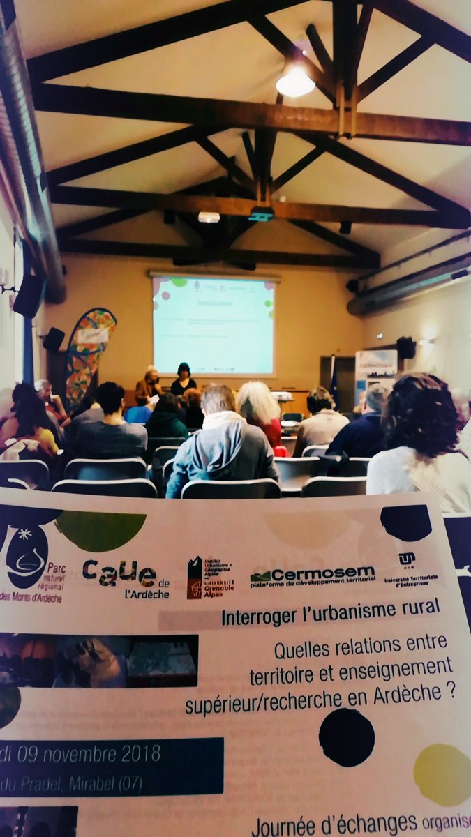 campusuga2607's tweet photo. Journée d'échanges autour de l'urbanisme rural au #CERMOSEM, "quelles relations entre territoire et ESR en Ardèche ?"
@UGrenobleAlpes @u_grenoblealpes @Ardeche_07 @PNR_MA @CAUE07000 https://t.co/a4GtMs2wAc