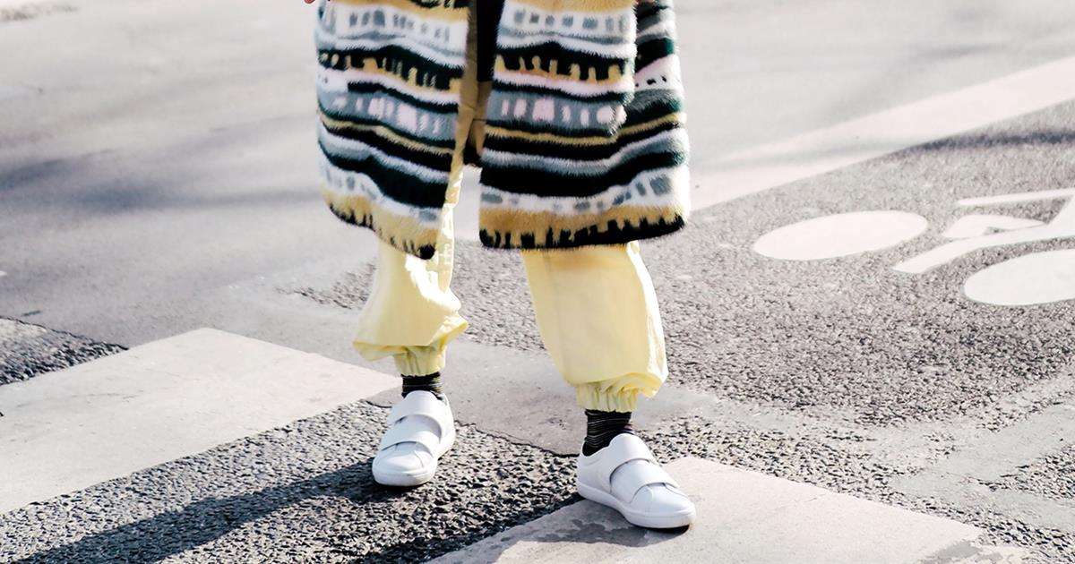 Las zapatillas son un indispensable para esta temporada, no podemos negarlo pero ¿sabes cuáles son las que están de moda?  <a href="/InStyle/">InStyle</a> hace un repaso.
goo.gl/xKSoiG