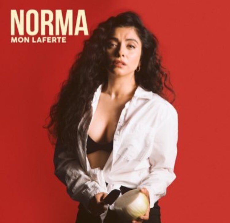 #EstrenosMusicales Ya esta liberado en todas las plataformas digitales el nuevo álbum de la cantante chilena Mon Laferte @monlaferte titulado #Norma Material que ha recibido una alabadora crítica