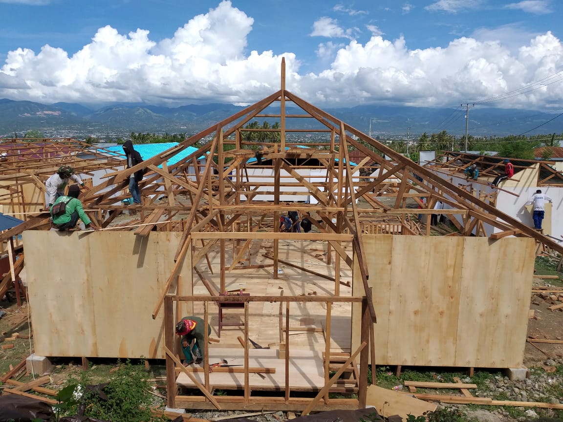 Semangatmu luar biasa..dan aku tak sekuat itu
#akulebihlemah
#hanyaakusendiriygtau