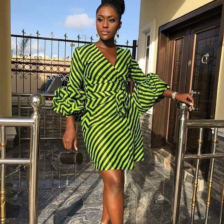 africafashcode's tweet photo. Si vous devez choisir une robe... 😉
#ankarastyle #africafashioncode https://t.co/rTIIzLxTKB