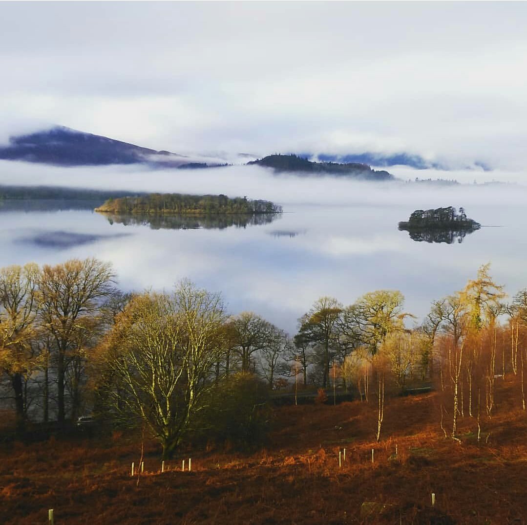 iona_bee's tweet photo. Me n me mam are going to the lake district for the winter solstice again next month and I'm so excited to have a peaceful, tranquil, time. This was the mist last year https://t.co/iMNewytXnZ