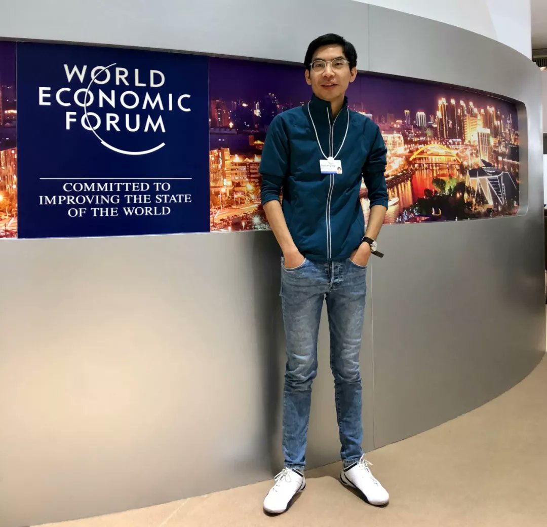 sensoroglobal's tweet image. SENSORO founder and CEO, Tony Zhao, was invited to participate and exchange innovation ideas in the 2018 Summer Davos Forum. Learn more on our facebook page:
facebook.com/notes/sensoro/…
