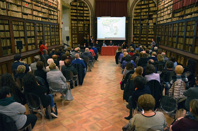 AouSenese's tweet photo. Presentato #LeAvventuredelSignorSié, il libro voluto dalla #Chirurgia #pediatrica: una favola con le contrade di #Siena per aiutare i #bambini a superare l’ansia da ricovero ospedaliero. 

➡️NEWS: https://t.co/180NHywzPF

➡️VIDEO: https://t.co/vPxRTS6xDW https://t.co/Ii2Zr6wMoU