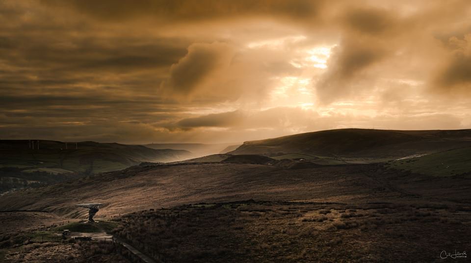 SkyOpticsLtd's tweet image. A stormy morning over the dramtic #SingingRingingTree - #Burnley #Stormhour @stormhour @burnleycouncil #skyoptics