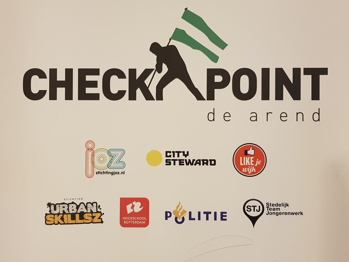 react_training's tweet image. Circle of Truste (COT) tijdens de opleiding agressieregulatietrainer (ART) met Gilbert Themen en Mark van Dieren.